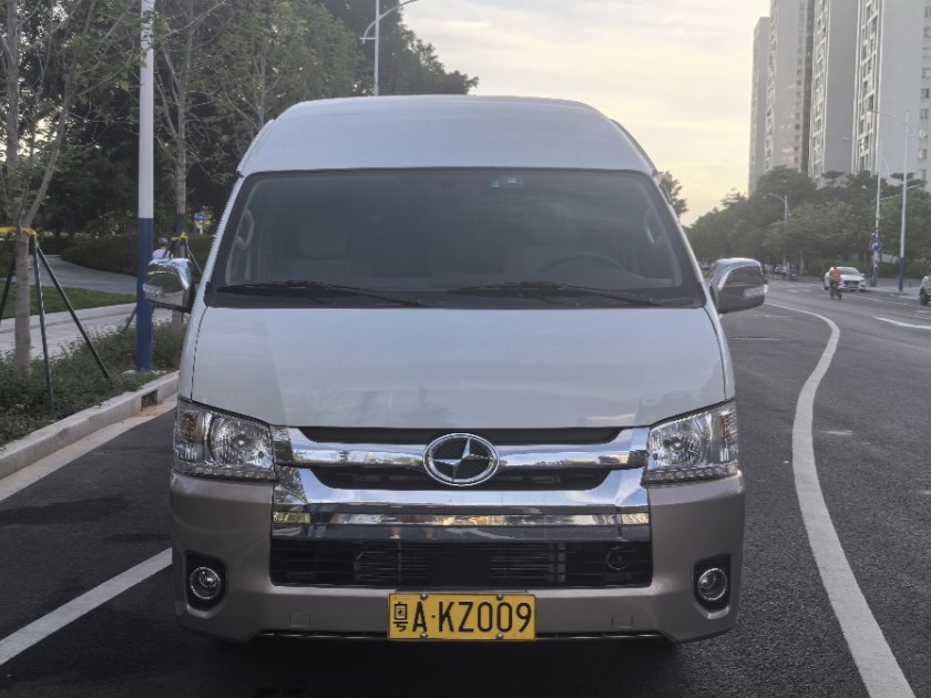9–18 Seat Minibus